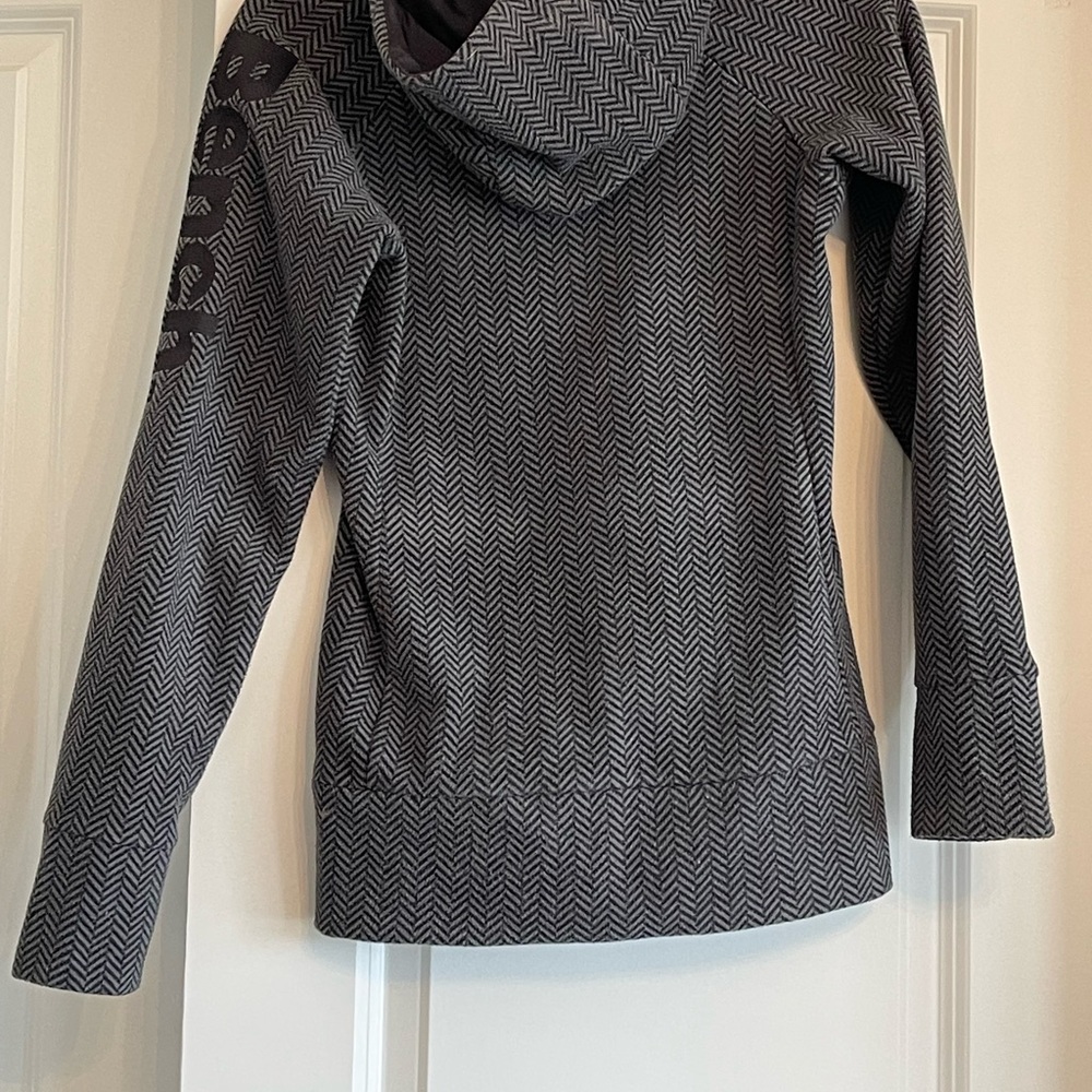 Bench hoodie, fleece, heavy , in dark grey and black size small